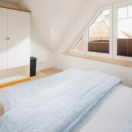 Apartment Haus Duenenkate Sandburg Juist