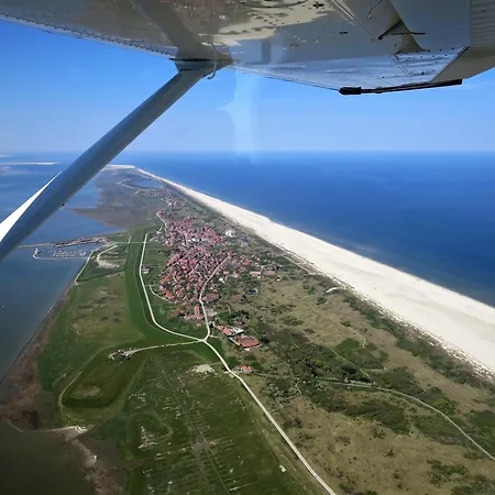 Haus Duenenkate Sandburg Йюст